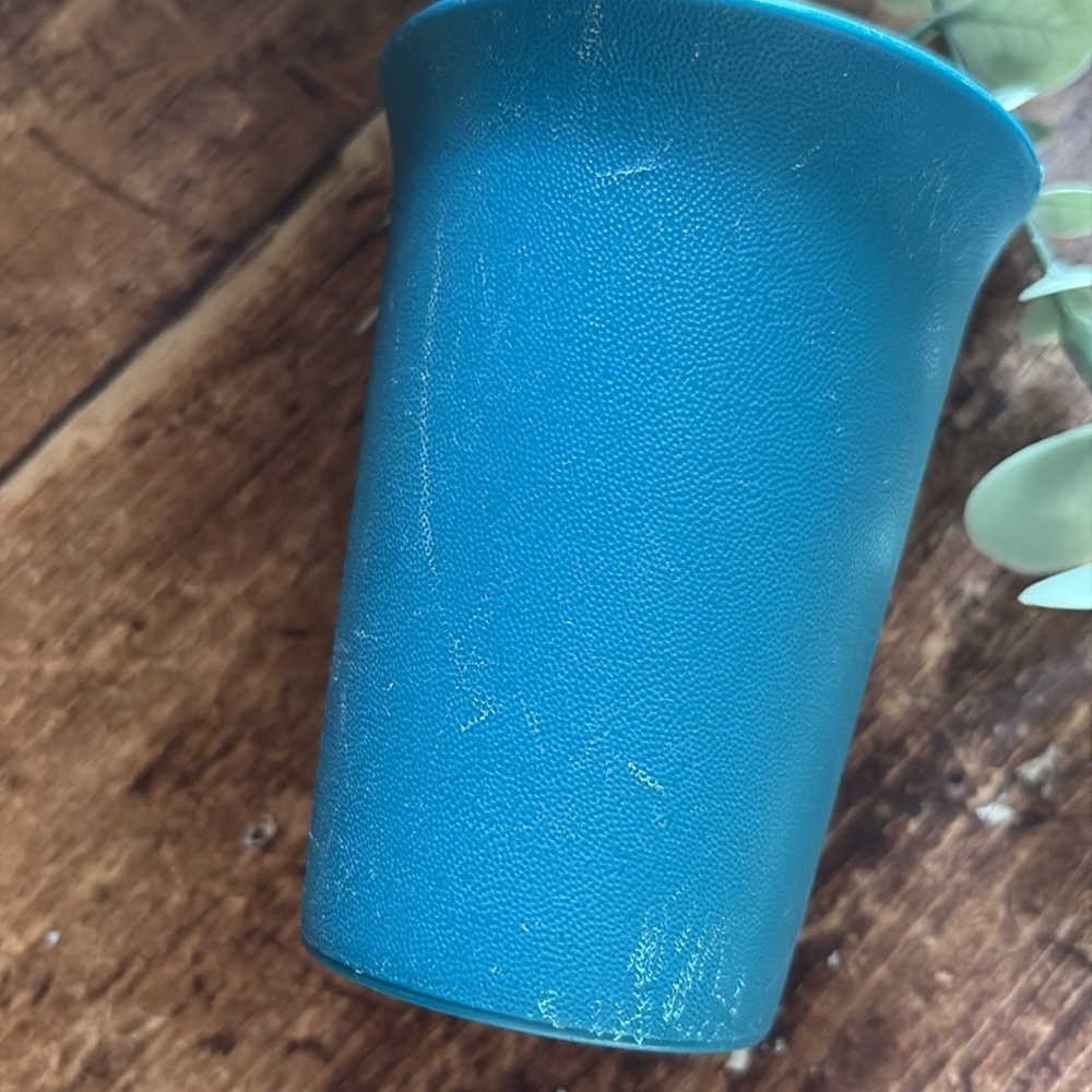 Vintage Tupperware #109 Authentic Kids Plastic Tumblers ~Set of 7 Colourful Cups - Picture 12 of 13